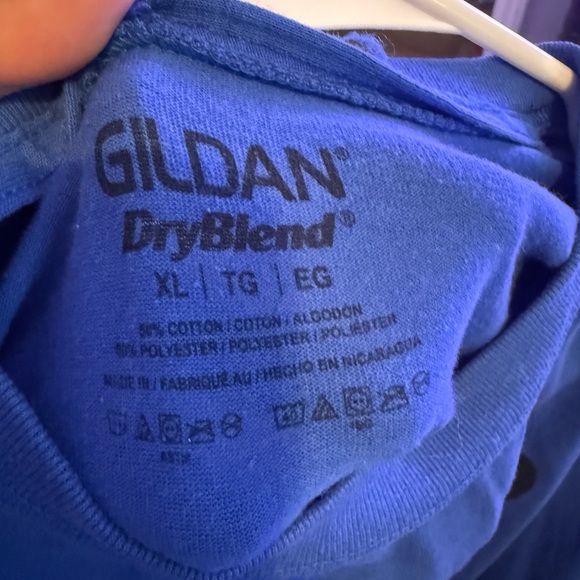 JEEP Gildan Blue and Black Short Sleeve Tees with Graphic Design - Picture 4 of 4